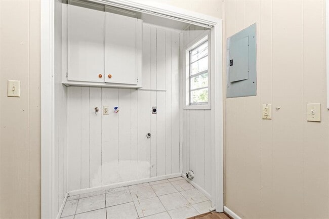Building Photo - 4967 Lazy Ln