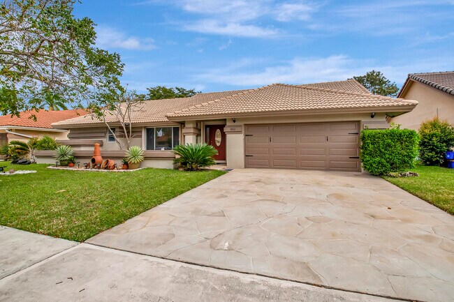 Building Photo - 9953 Majestic Way