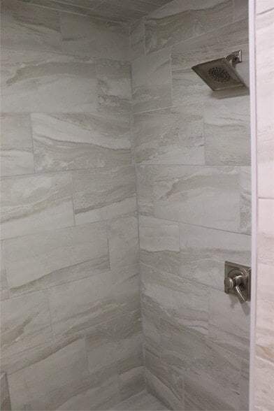 Building Photo - 305 Centennial Blvd