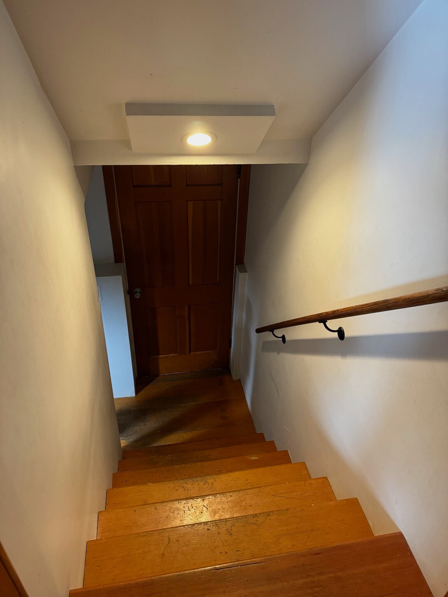 Building Photo - 634 NE 28th Ave