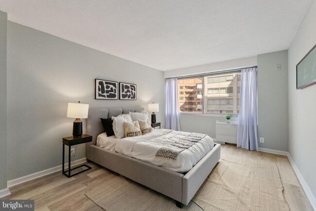 Building Photo - 4515 Willard Ave