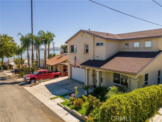 Building Photo - 32902 Cedar Dr