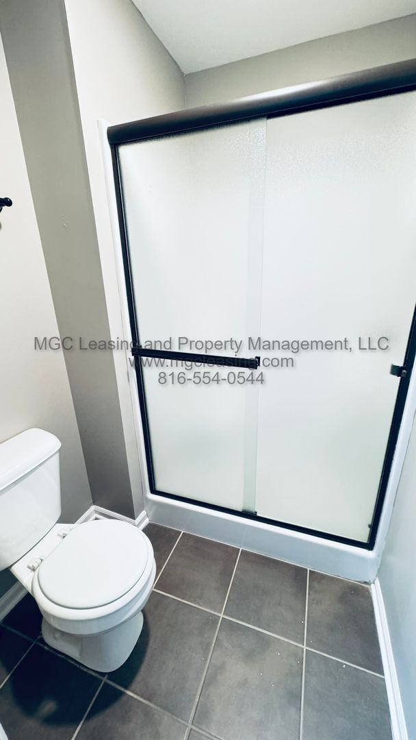 Building Photo - Special Offer at Baltimore Townhomes - One Month Free Rent!