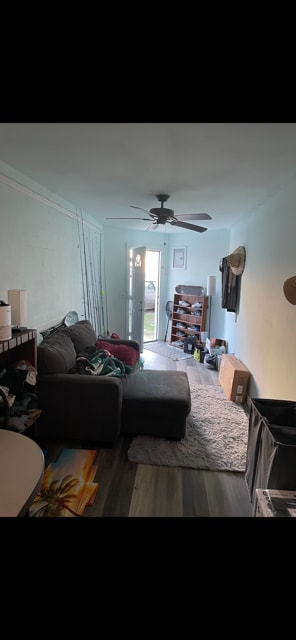 Building Photo - 213 Congress Ave