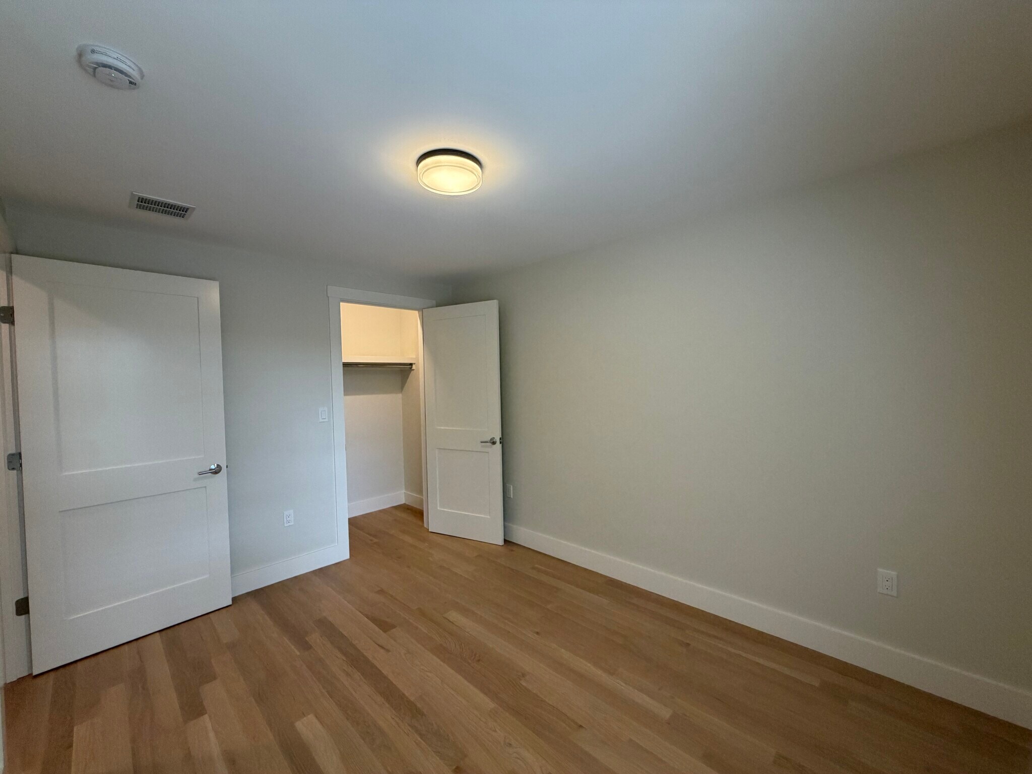 Building Photo - 59 Longwood Ave