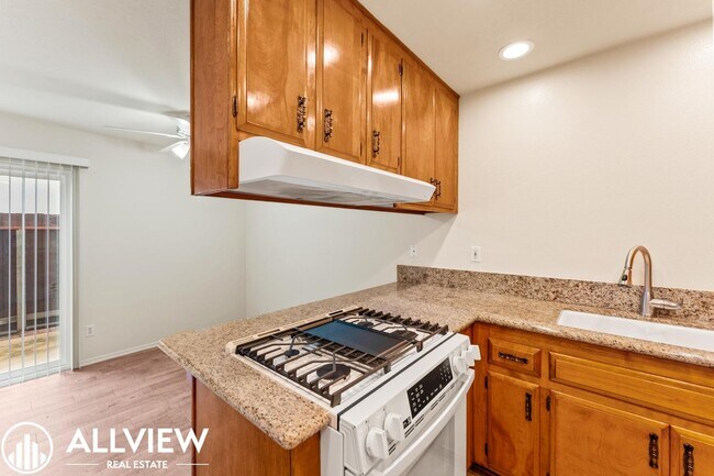 Building Photo - 16731 Bartlett Ln