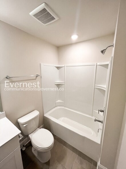 Building Photo - 4522 Skywood Ln