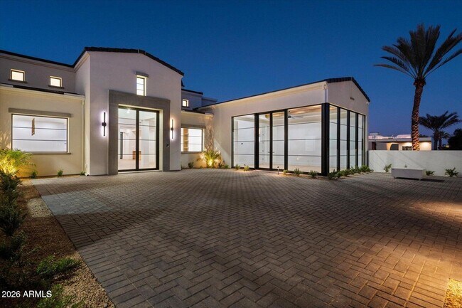Building Photo - 6821 E Valley Vista Ln