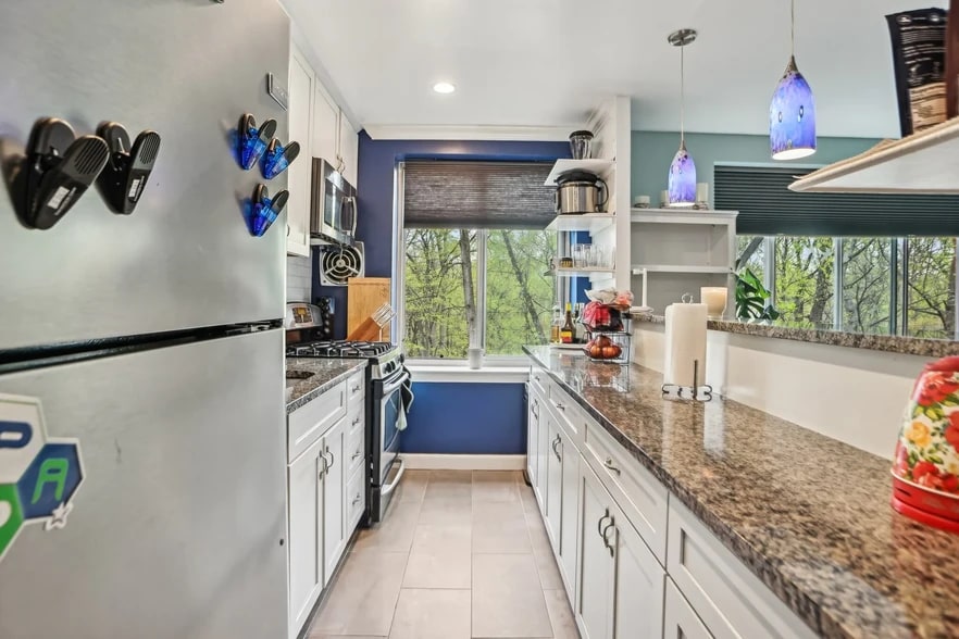 kitchen - 4100 W St NW