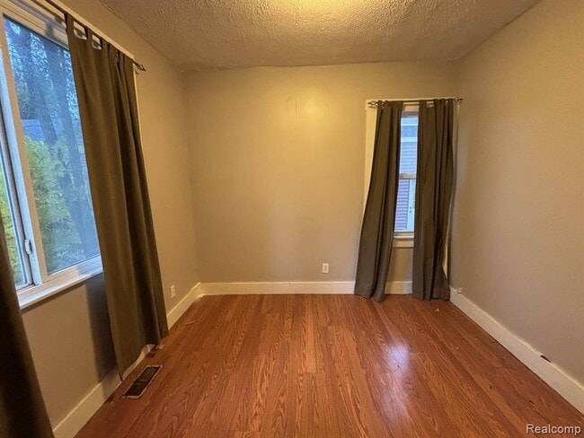 Building Photo - 2815 Grayson St