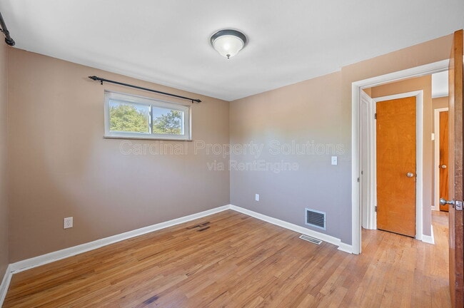 Building Photo - 4057 Lee Ct