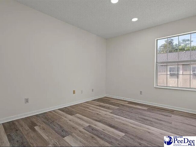 Building Photo - 701 Coventry Ln