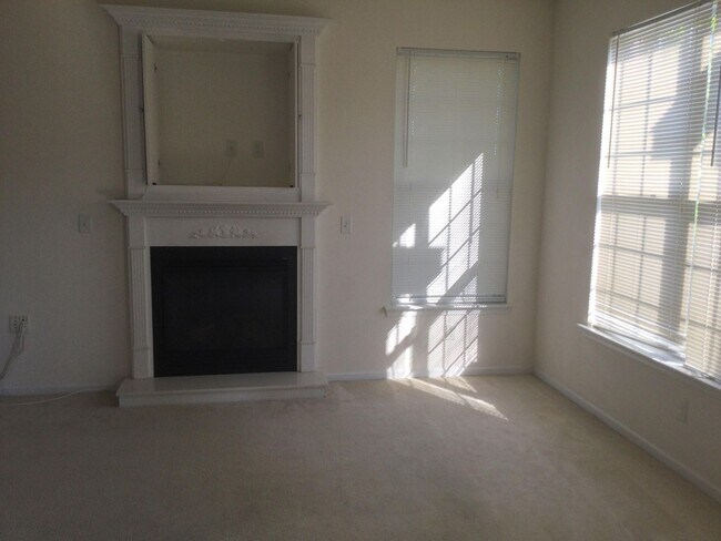 Building Photo - Red Mill Village