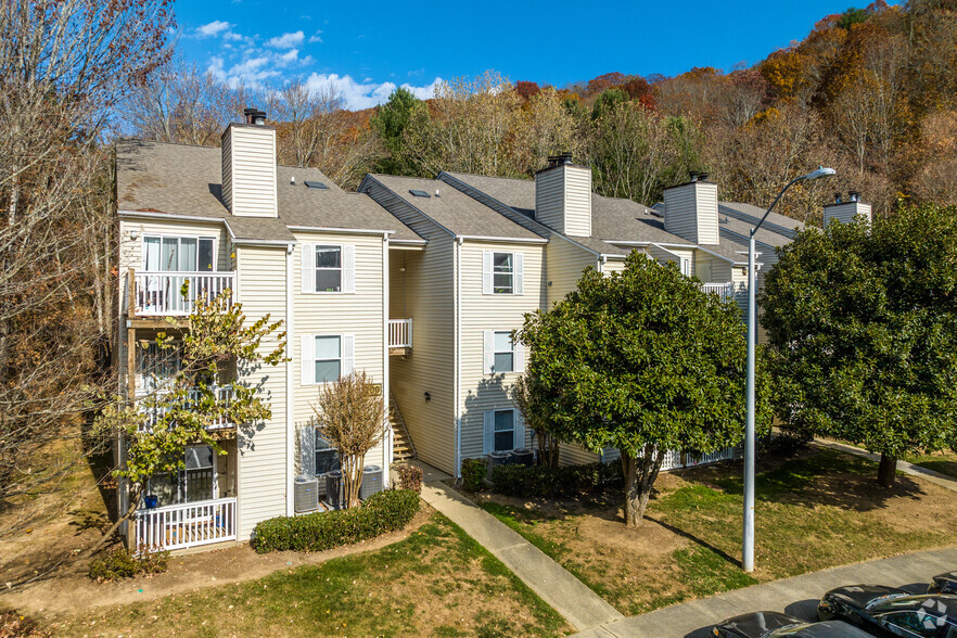 Primary Photo - Woodberry Apartments