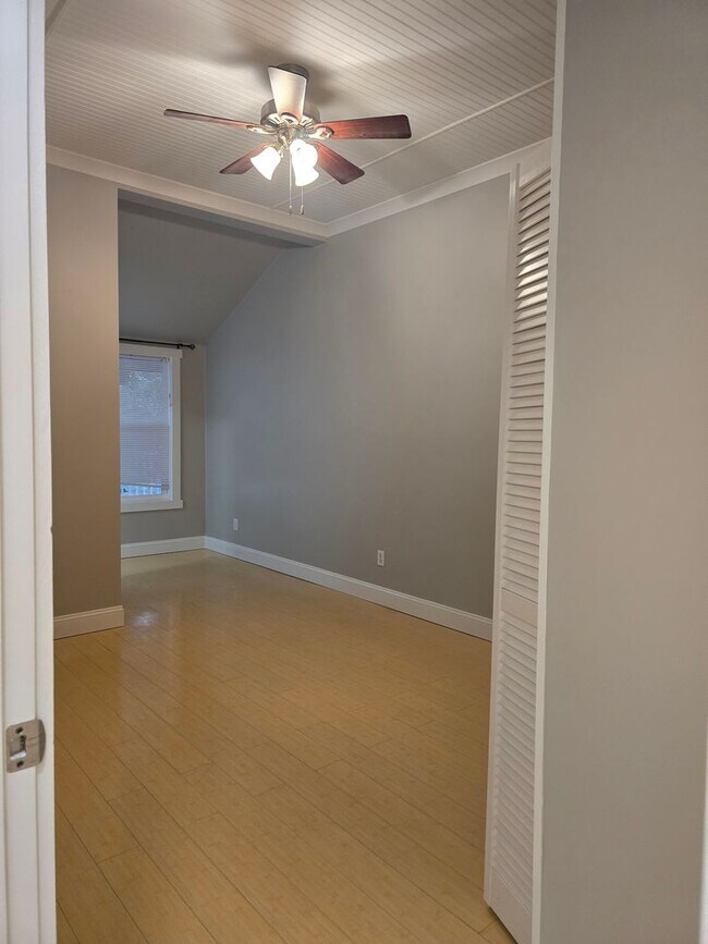 Building Photo - 12911 Gravelly Lake Dr SW