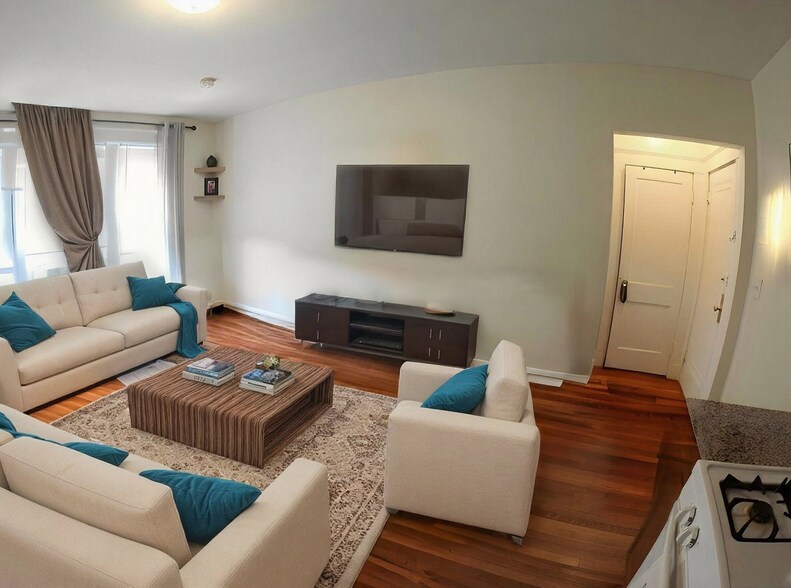 Primary Photo - 1619 Commonwealth Ave