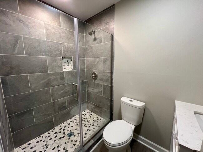 Building Photo - 157 Quail Dr