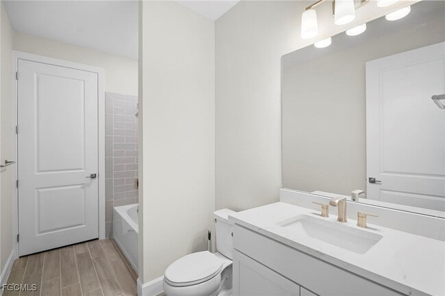 Building Photo - 19001 Aqua Shore Dr