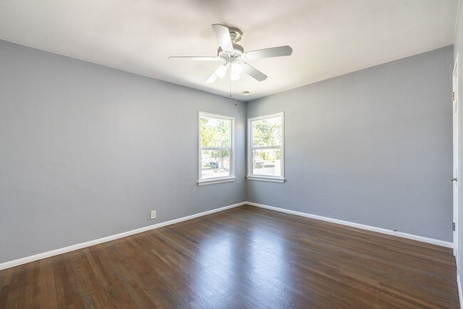 Building Photo - 1700 N Lima St