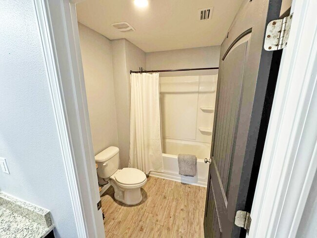 Building Photo - 3129 Partridge Dr