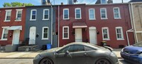 Building Photo - 3 bedroom 1 bathroom home located in Lanca...