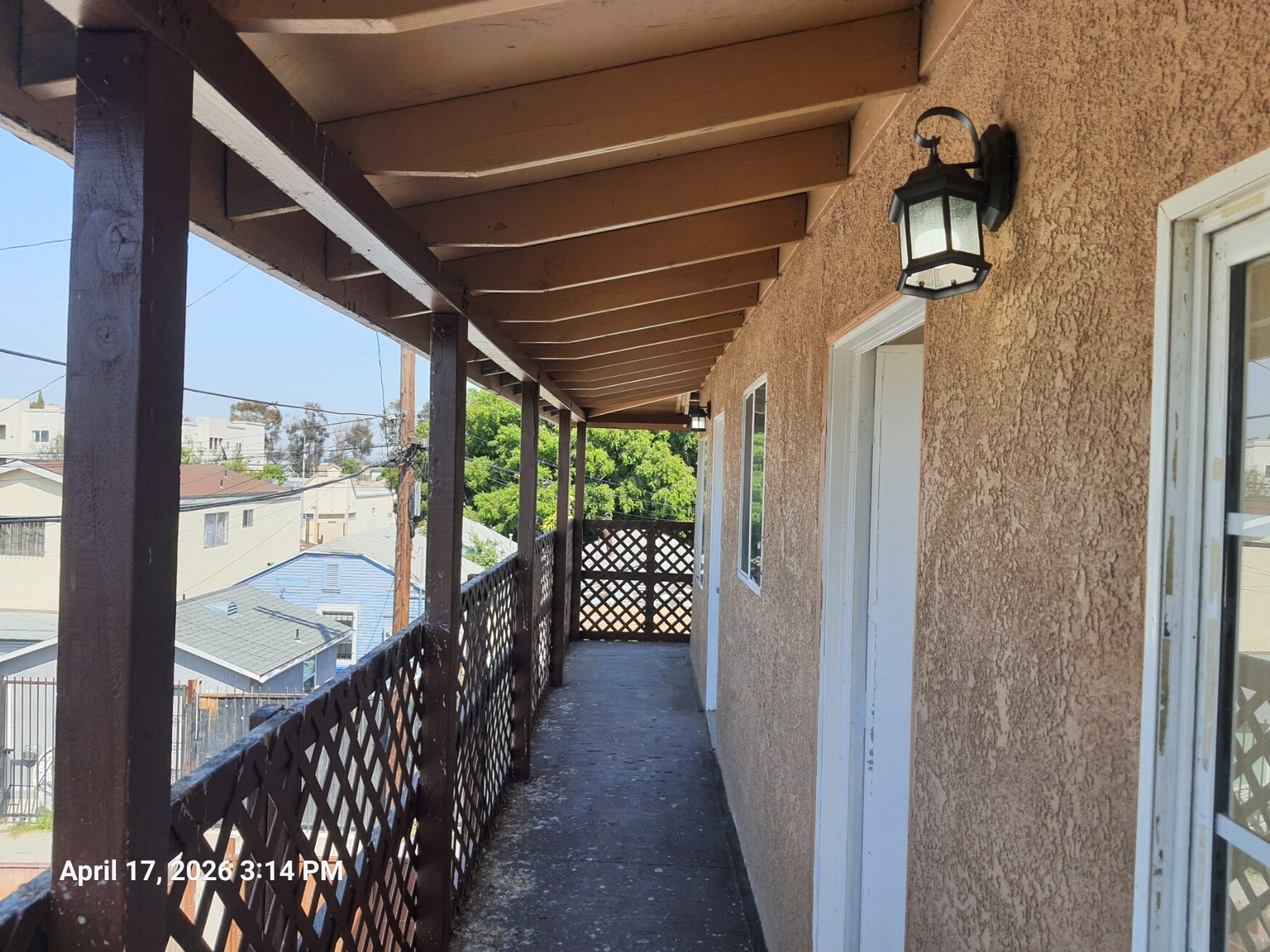 balcony - 515 W 104th St