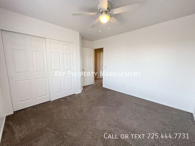 Building Photo - 605 Sonoran Heights Ave