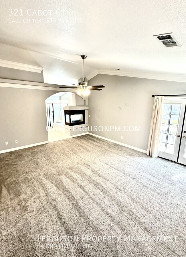 Building Photo - 321 Cabot Ct