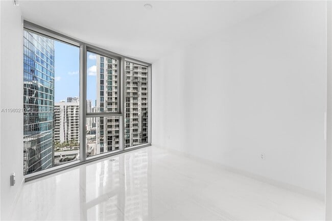 Building Photo - 300 Biscayne Blvd Way