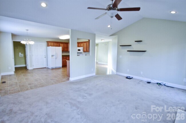 Building Photo - 1491 Mayfair Dr