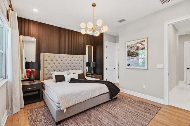 Building Photo - 19886 Meadowside Ln