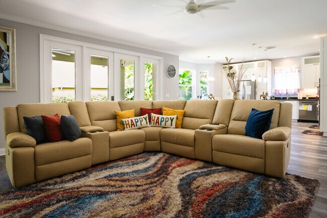 Building Photo - 5569 SE Hammock Reserve Terrace