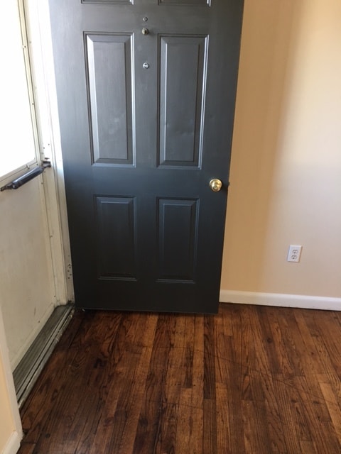 Building Photo - 758 Ashland Ave