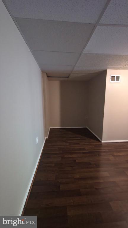 Building Photo - 24 Lerner Ct