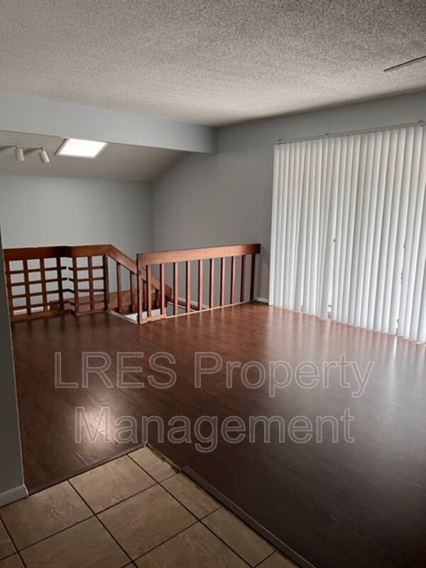 Building Photo - 4564 Pheasant Run Dr