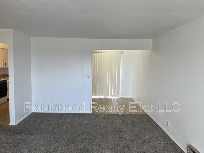 Building Photo - 397 Parkchester Dr