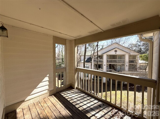 Building Photo - 1001 Churchill Downs Ct