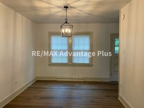 Building Photo - 3 Bedroom 2 Bath in Farmville!