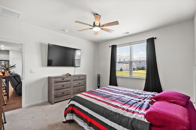 Building Photo - 3927 Nandina Ct