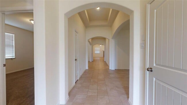 Building Photo - 32307 Elmwood Mnr