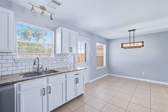 Building Photo - 15322 Brock Creek Way