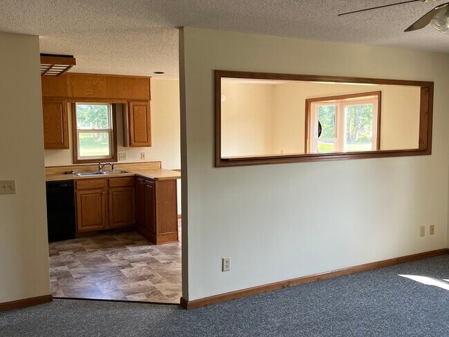 Building Photo - 207 Pearson Hill Road, Roanoke Rapids