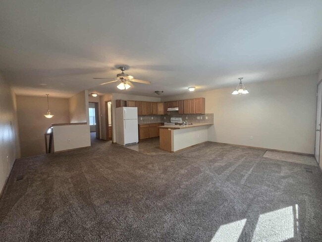 Building Photo - Affordable rental!!!