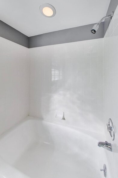 Building Photo - 2616 N Dryden Pl