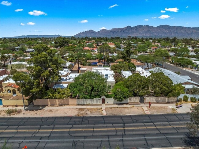Building Photo - Sam Hughes Remodeled Home