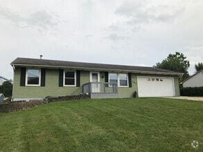 Building Photo - 302 Windsor Dr