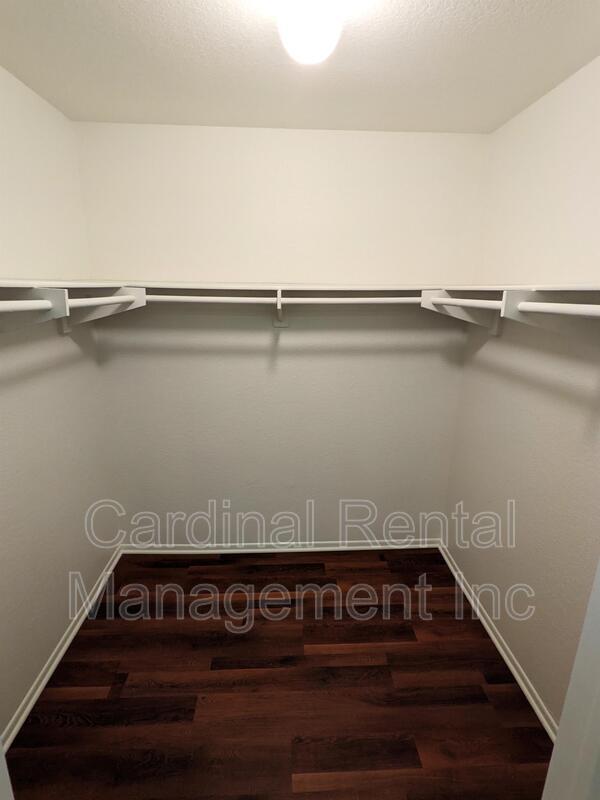 Building Photo - 279 E Glenarm St