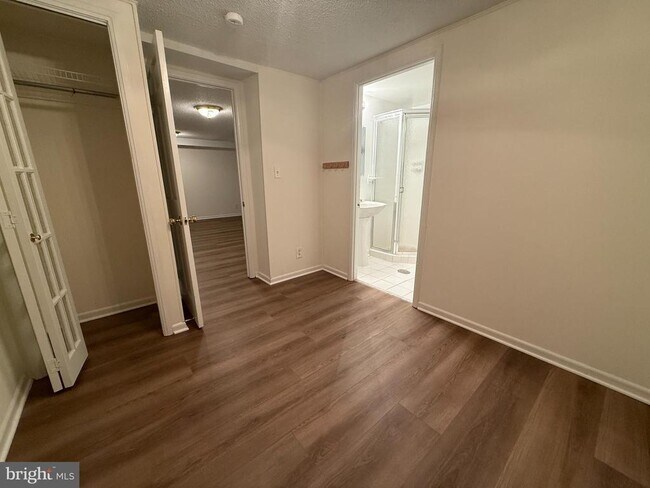 Building Photo - 4654 36th St S