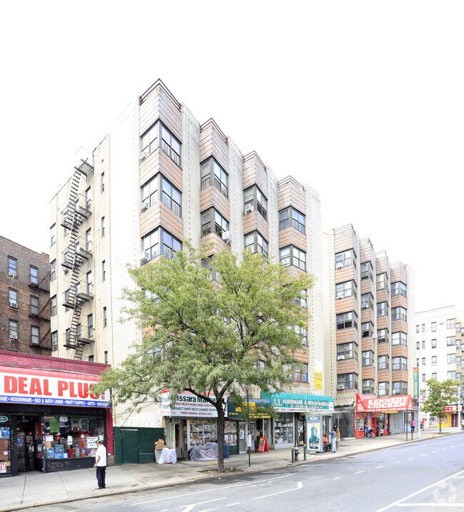 Building Photo - 2103-2121 Grand Concourse