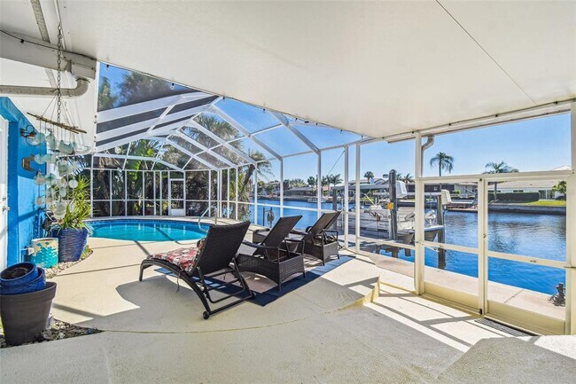 Building Photo - 5050 Porpoise Pl